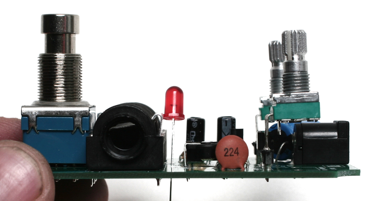Face the Fuzz PCB-Mount Assembly Instructions | Synthrotek