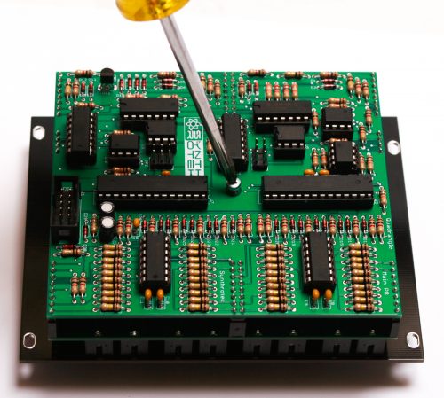 DIY QUADRANGLE ICs and final screw